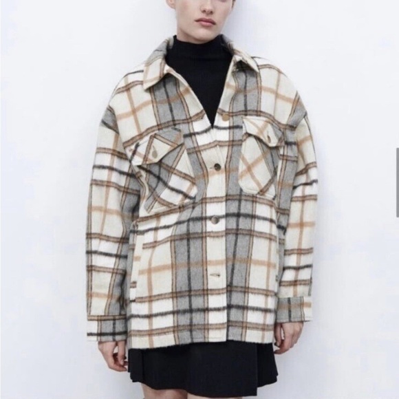 Zara Jackets & Blazers - Zara Plaid Shacket with Pockets Button Down